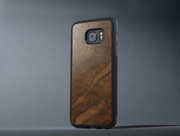 Review: S7 Edge Walnut Burl Carved Case